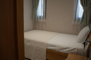 Sunrise Room 1